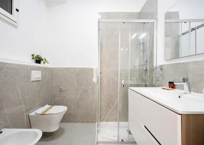 Augustea - * בארי